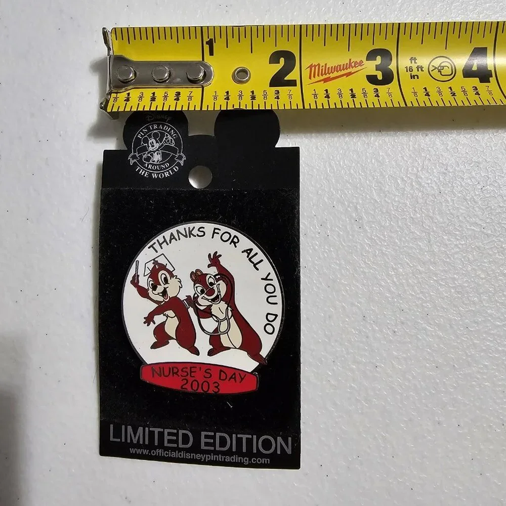 Disney 2003 Chip and Dale Nurses Day BROOCH PIN Limited Edition of 2500 - Picture 7 of 8